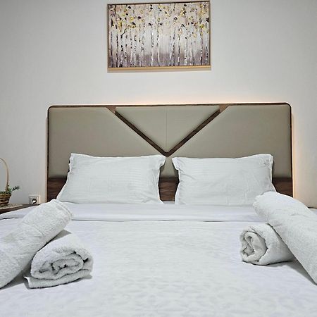 Superb 1 Bedroom In The Best Zone Of The City. Ferizaj Exterior foto